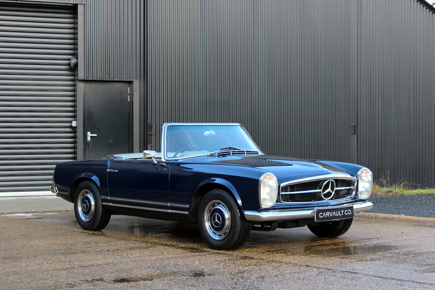 1967 Mercedes 230 SL Pagoda