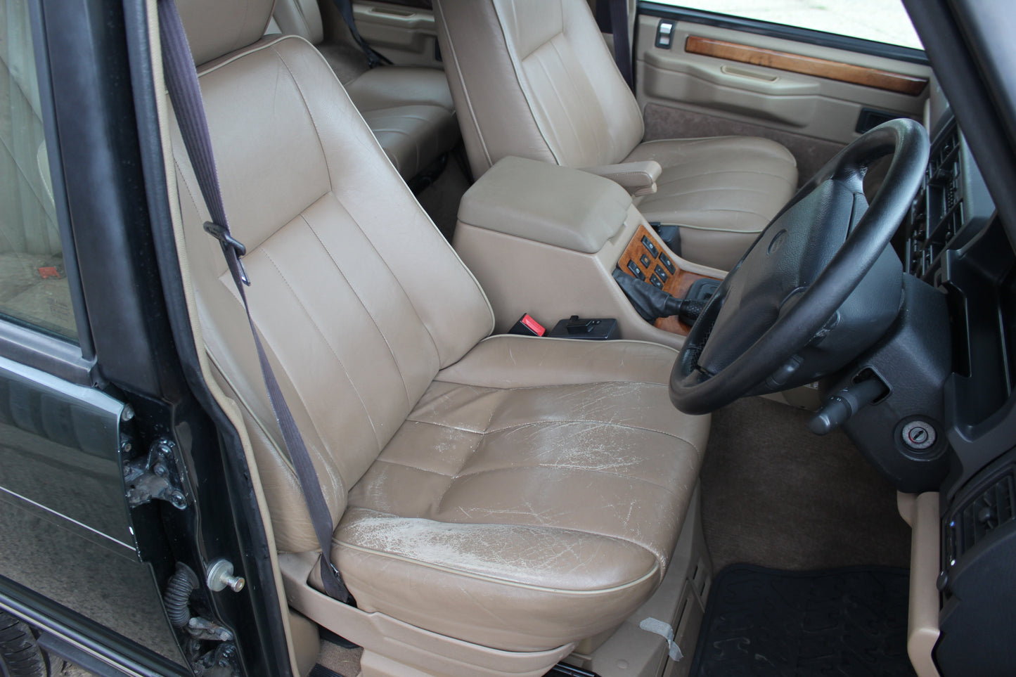 1995 Range Rover Classic - Soft Dash - Live Auction