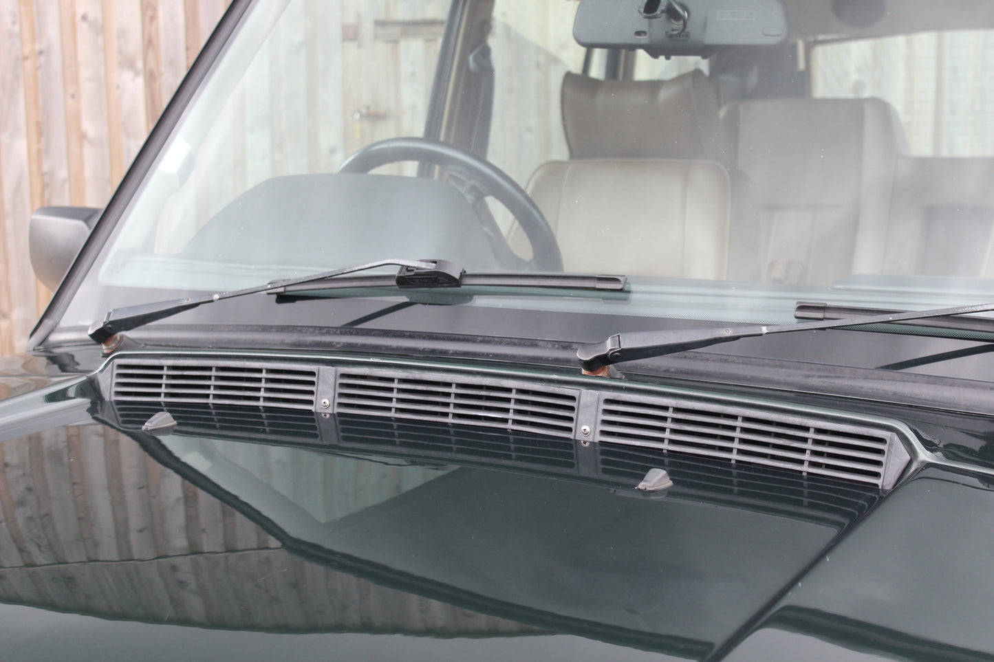 1995 Range Rover Classic - Soft Dash - Live Auction