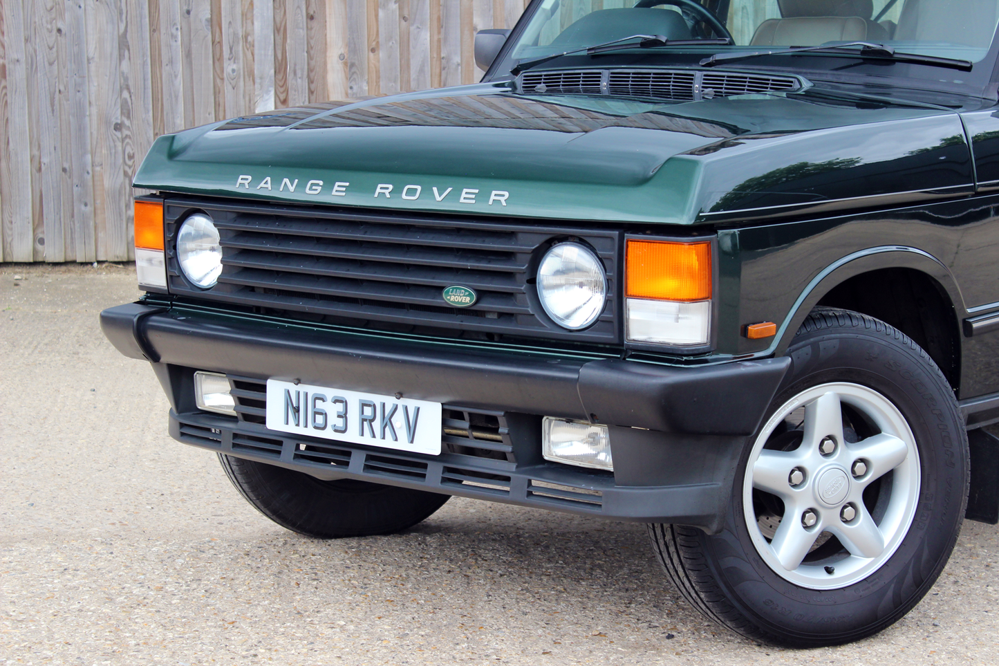 1995 Range Rover Classic - Soft Dash - Live Auction